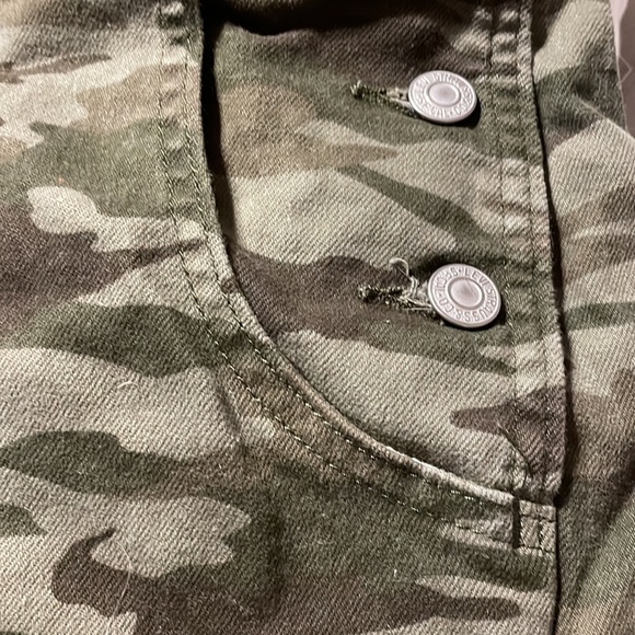 Levi Strauss & Co - gently used bib overalls. -size M - Picture 3 of 7